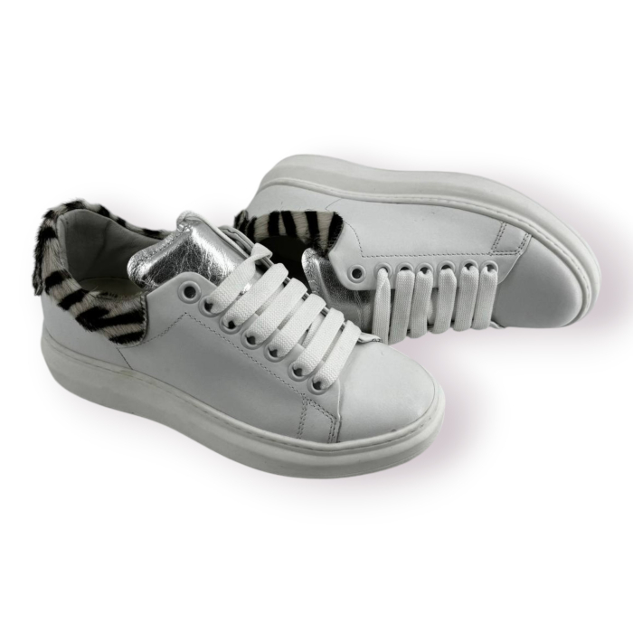 SNEAKERS DONNA IN PELLE DI COLORE BIANCO MILU' MILANO 2