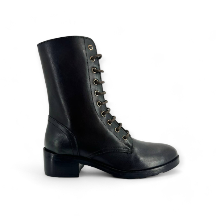 ANFIBIO ALLACCIATO IN PELLE LISCIA MILU' MILANO