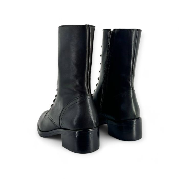 ANFIBIO ALLACCIATO IN PELLE LISCIA MILU' MILANO 2