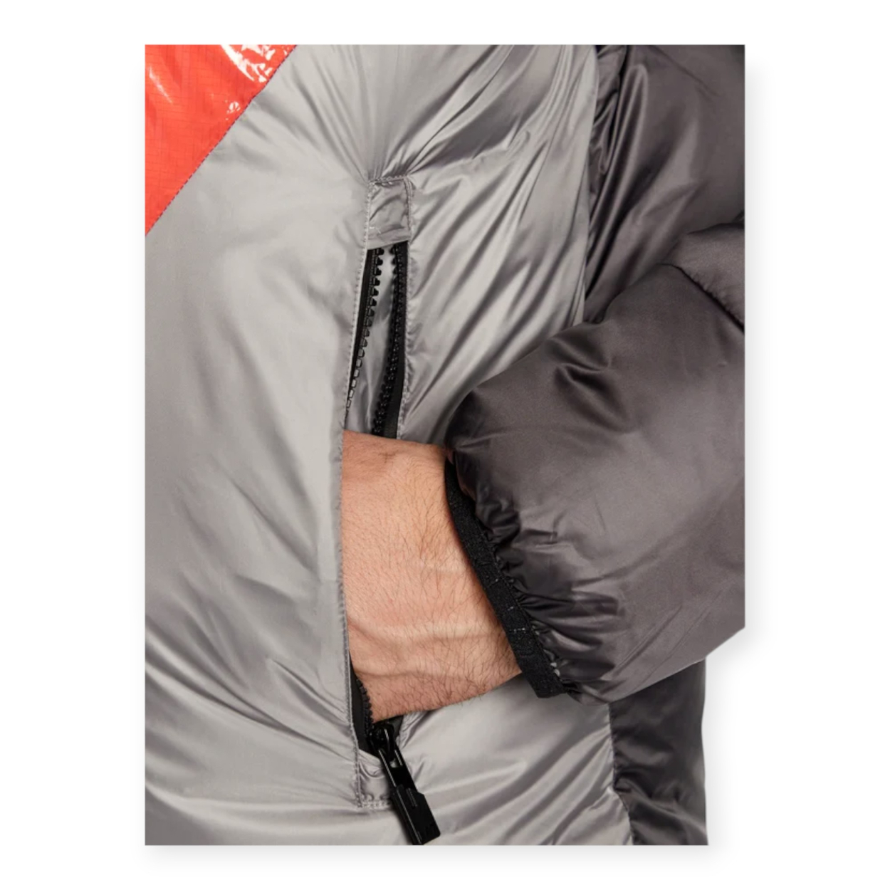 EA7 EMPORIO ARMANI GIUBBOTTO PIUMINO... EA7 EMPORIO ARMANI GIUBBOTTO PIUMINO...