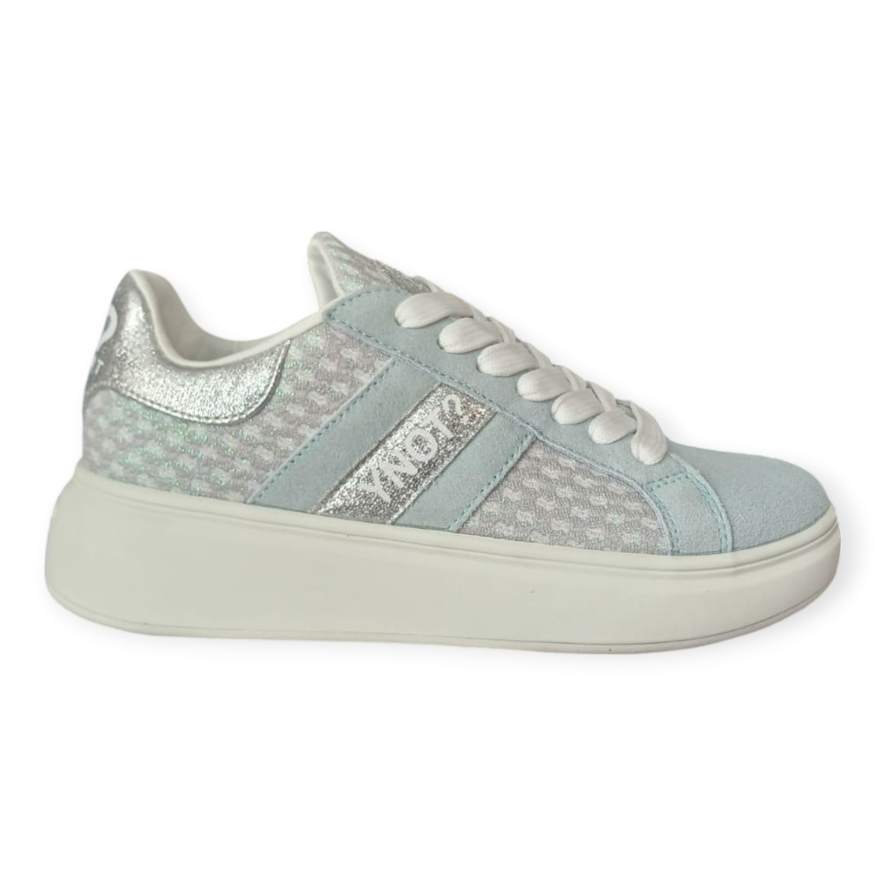 YNOT SNEAKERS DONNA IN CAMOSCIO SKY