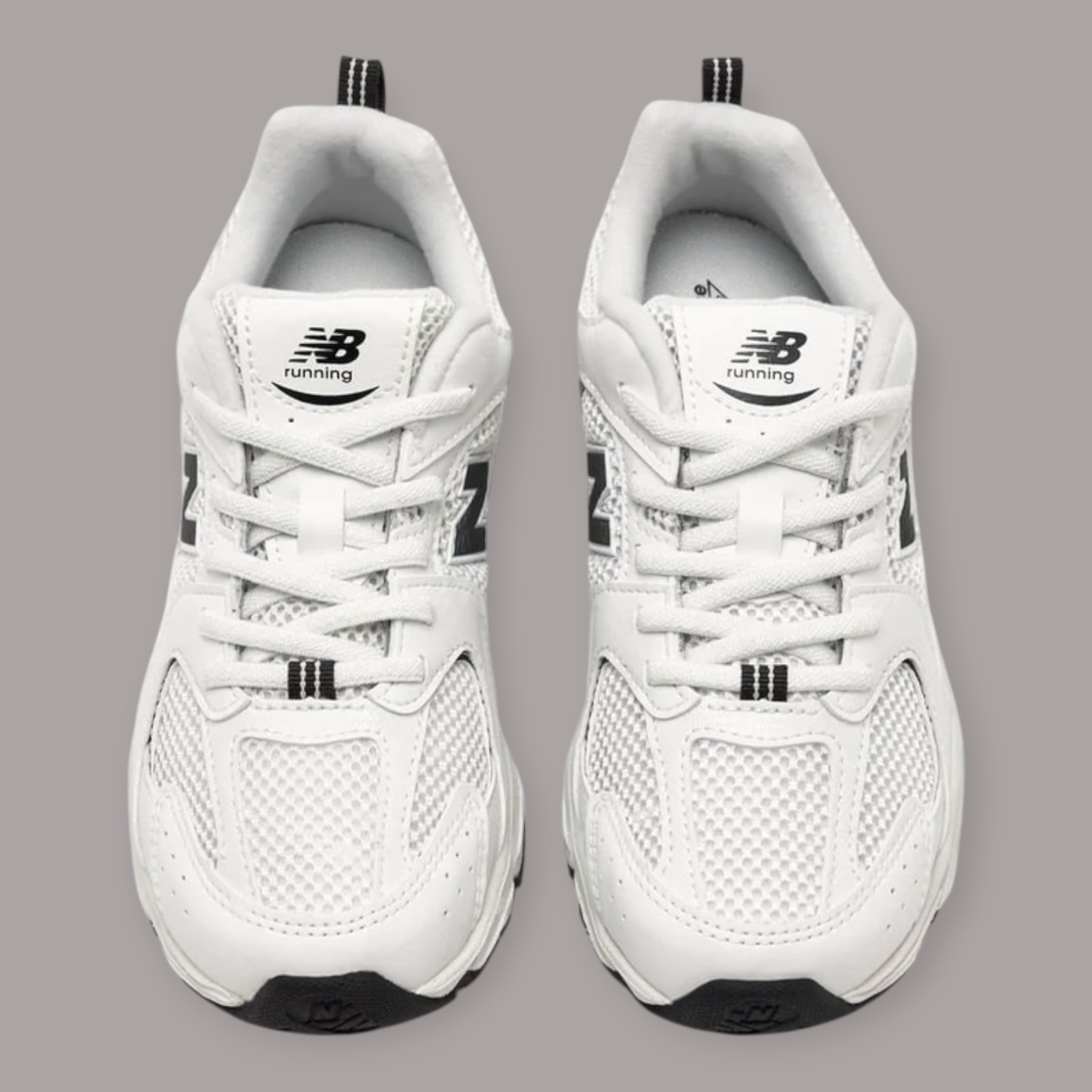 NEW BALANCE 530 BUNGEE LACE SNEAKERS... NEW BALANCE 530 BUNGEE LACE SNEAKERS...