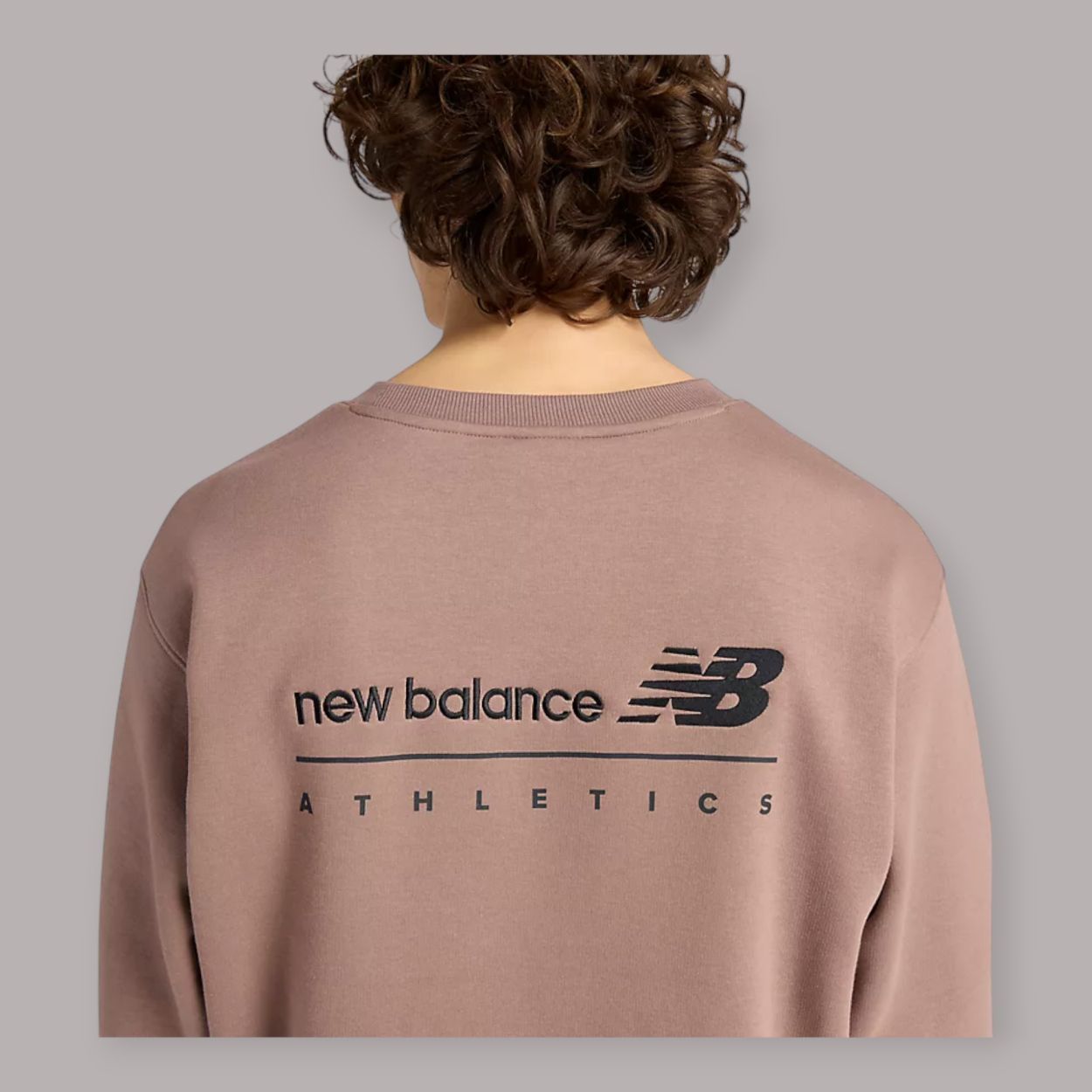 NEW BALANCE LINEAR GRAPHIC FLEECE... NEW BALANCE LINEAR GRAPHIC FLEECE...