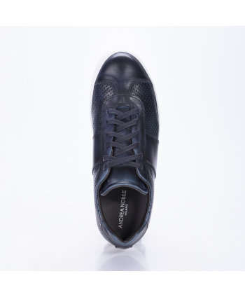 Sneakers Andrea Nobile Made in Italy in pelle microforata colore blu.